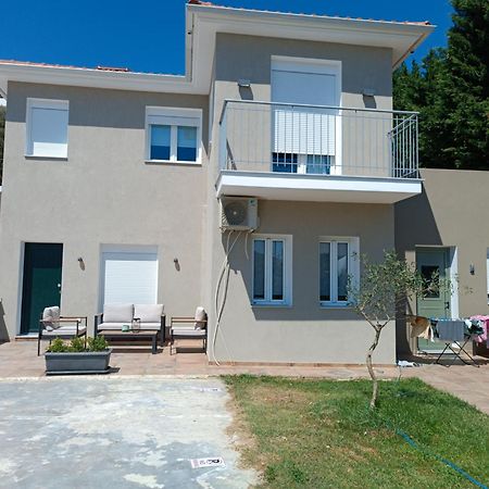 Maya Apartments, Modern And Convenient Apartments With Private Parking Σκιάθος Πόλη Εξωτερικό φωτογραφία