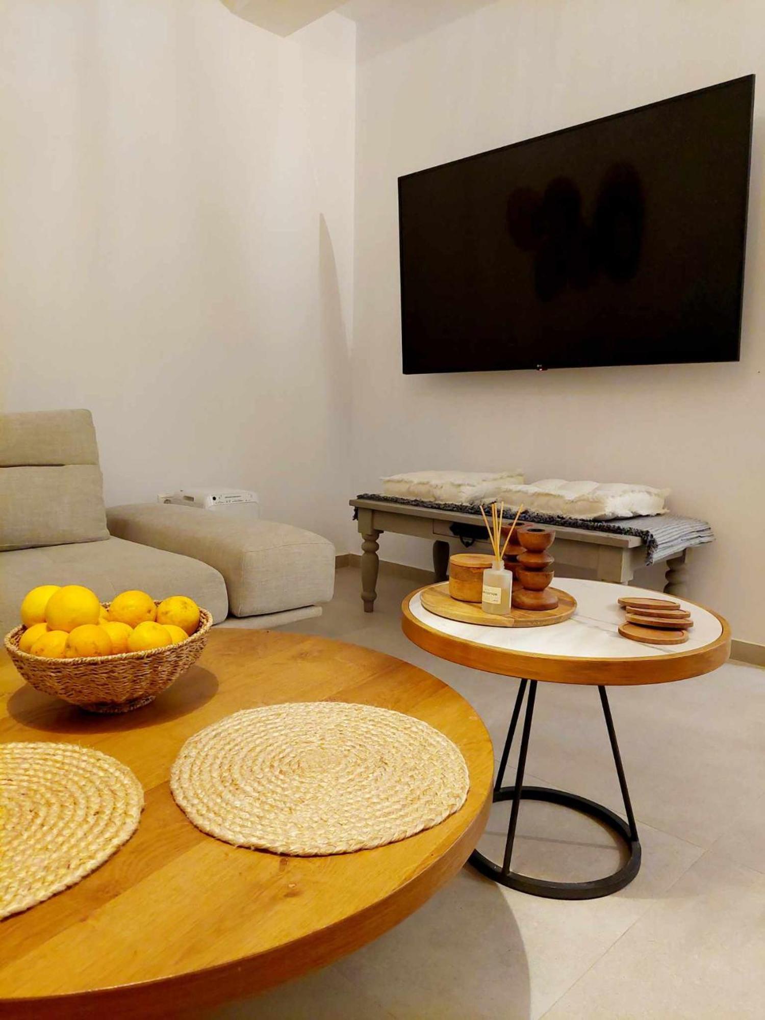 Maya Apartments, Modern And Convenient Apartments With Private Parking Σκιάθος Πόλη Εξωτερικό φωτογραφία