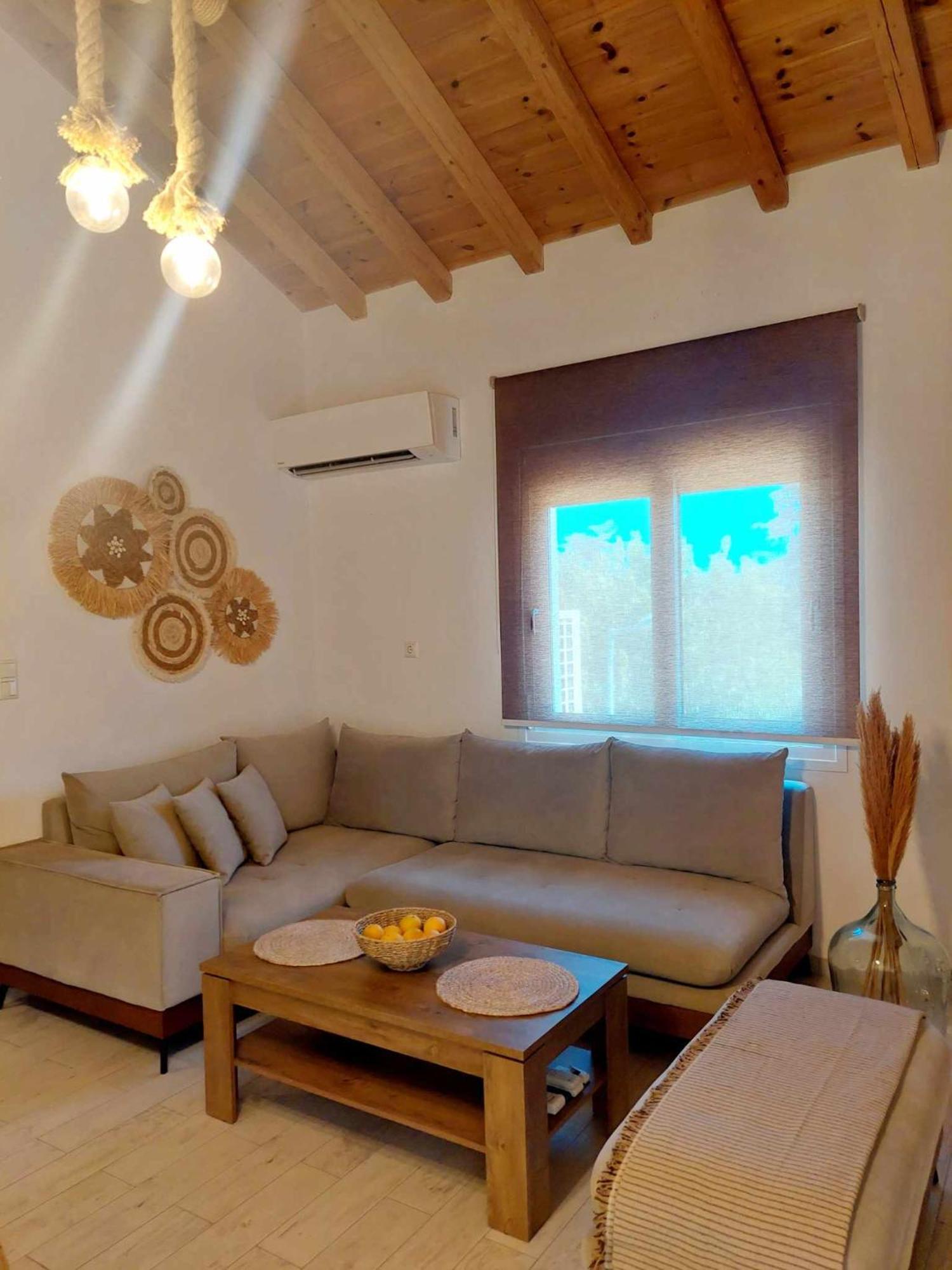 Maya Apartments, Modern And Convenient Apartments With Private Parking Σκιάθος Πόλη Εξωτερικό φωτογραφία